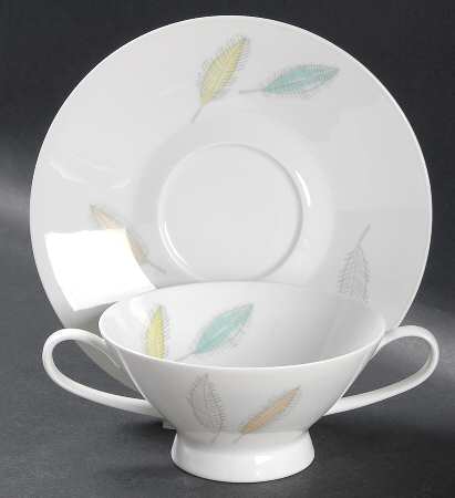 Bunte Blatter Footed Cream Soup Bowl & Saucer Set