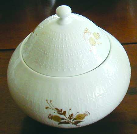 Campagna Sugar Bowl & Lid