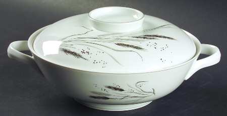Ceres (Gray Trim) Round Covered Vegetable