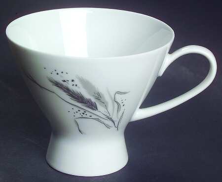Ceres (Classic Mod) Footed Cup