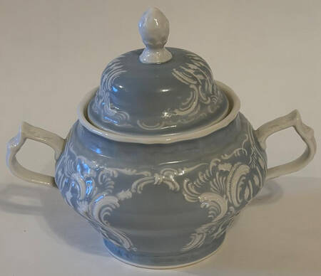 Chantilly Sugar Bowl & Lid