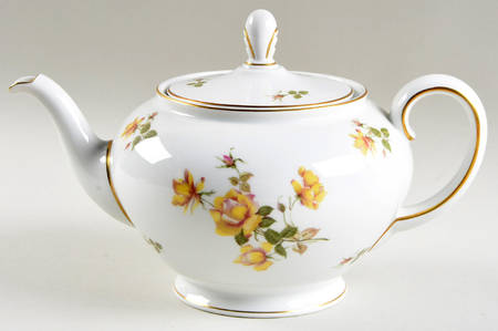 Charlene (Aida, White) Teapot & Lid