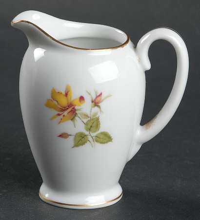 Charlene (Aida, White) Mini Creamer