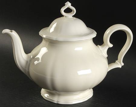 Chippendale Cream Undecorated Teapot & Lid