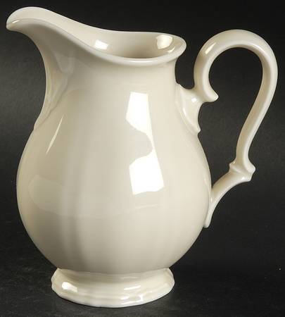 Chippendale Cream Undecorated Creamer