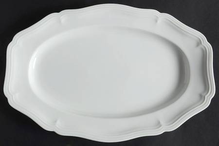 Chippendale All White 13" Oval Serving Platter