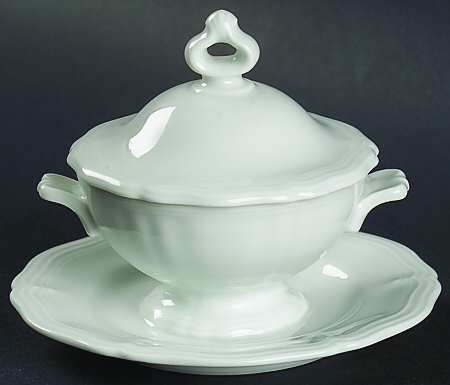 Chippendale All White Mustard with Lid & Attached Underplate