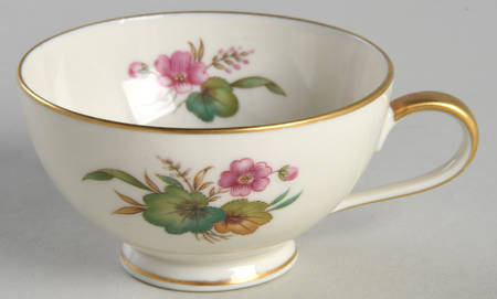 Claudia Footed Demitasse Cup
