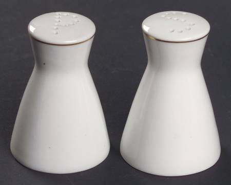 Classic Gold Salt & Pepper Set