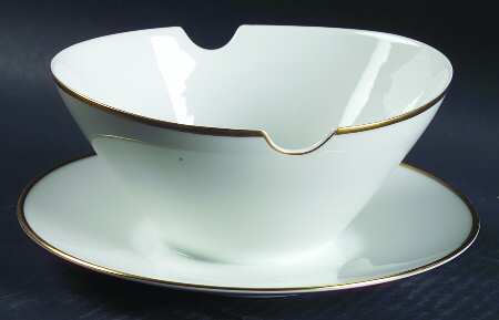 Classic Gold Gravy Boat with Attached Underplate