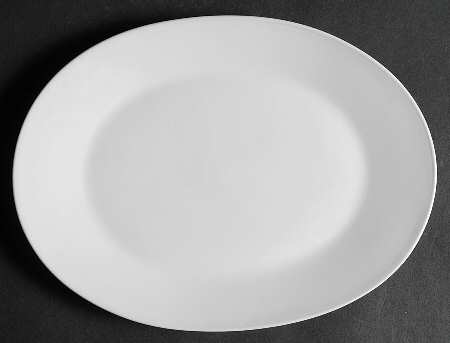 Classic Modern White 9" Oval Serving Platter