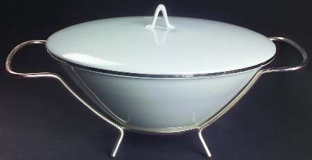 Classic Platinum (Older) Round Covered Vegetable-Uses RV9 As Base W/Mtl Std