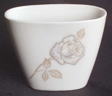 Classic Rose (White Rose, Brown Leaves) Cigarette Holder