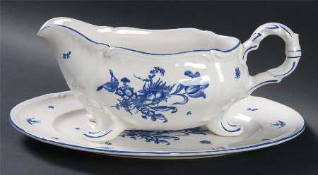 Cornflower Blue Gravy Boat & Underplate
