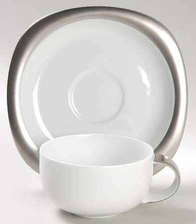 Concept 4 (Suomi) Flat Cup & Saucer Set