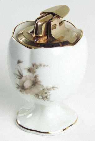 Colonial Rose Cigarette Lighter