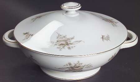 Colonial Rose Round Covered Vegetable