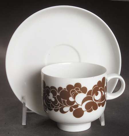 Cordial Footed Cup & Saucer Set