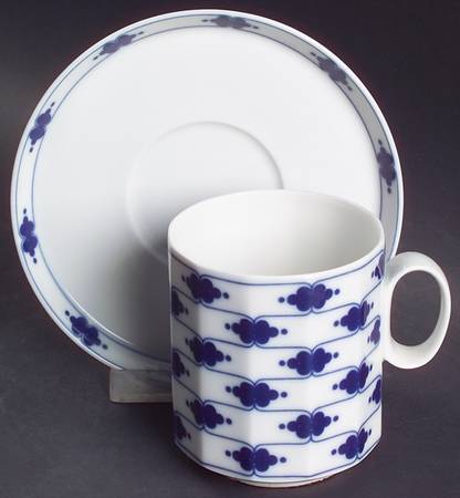 Corinth Flat Cup & Saucer Set