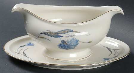 Cornflower (Winifred) Gravy Boat with Attached Underplate