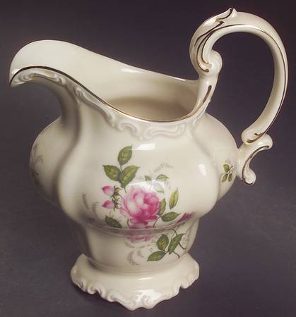 Courtship Creamer