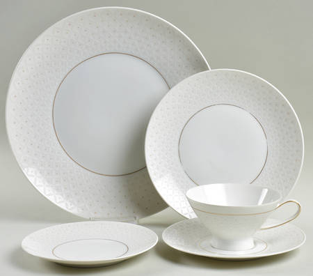 Crown Jewel 5 Piece Place Setting