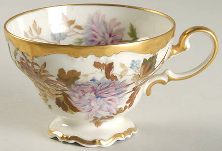 Daphne (Pompadour) Footed Cup