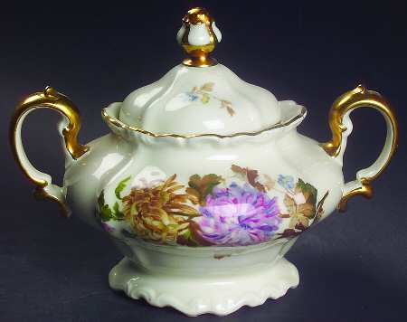 Daphne (Pompadour) Sugar Bowl & Lid