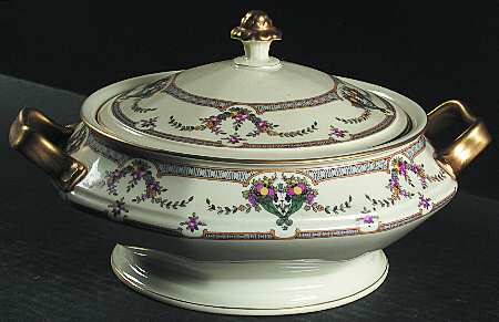 Daphne Round Covered Vegetable