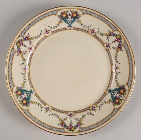 Daphne Salad Plate