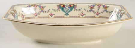 Daphne 10" Oval Vegetable Bowl