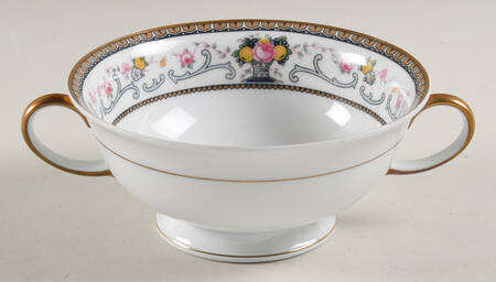 Della Robbia Footed Cream Soup Bowl
