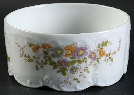 Desiree (Classic Rose Collection, Rim) Fruit/Dessert (Sauce) Bowl