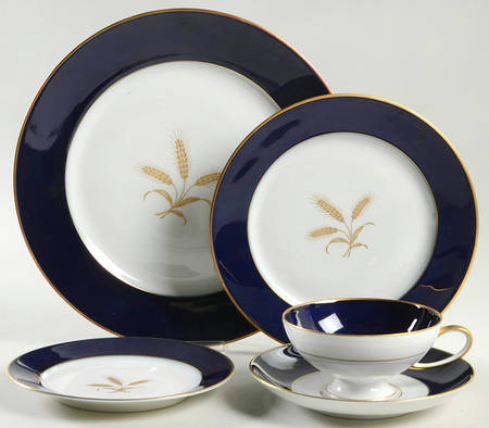 Dignity 40 Piece Estate Set