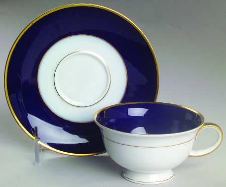 Dignity Footed Cup & Saucer Set