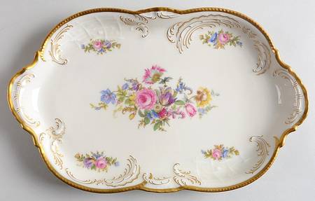Diplomat (Center Gold) 11" Oval Serving Platter