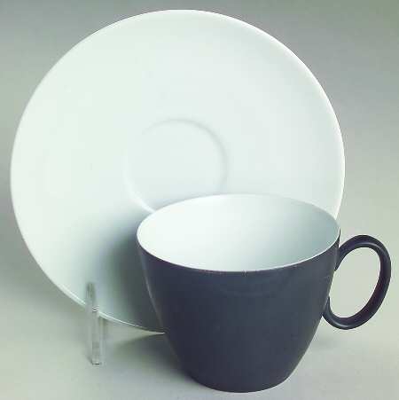 Domino Flat Cup & Saucer Set