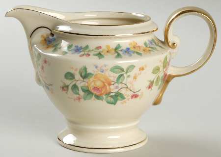 Dolly Vardon Creamer