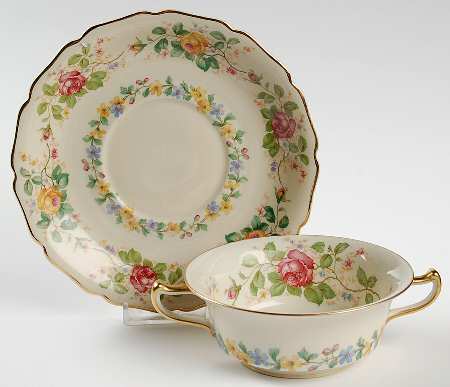 Dolly Vardon Footed Cream Soup Bowl & Saucer Set