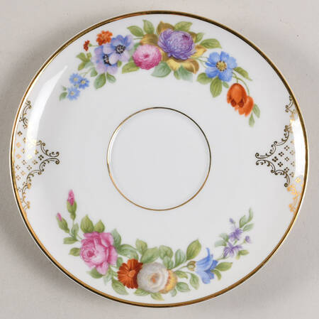 The Dresden Saucer for Oversized Cup