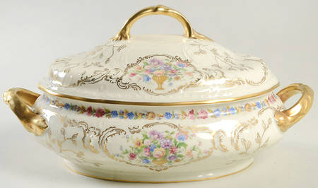 Du Barry Oval Covered Vegetable