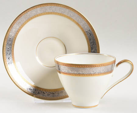 Duchess (Ivory Background) Flat Cup & Saucer Set