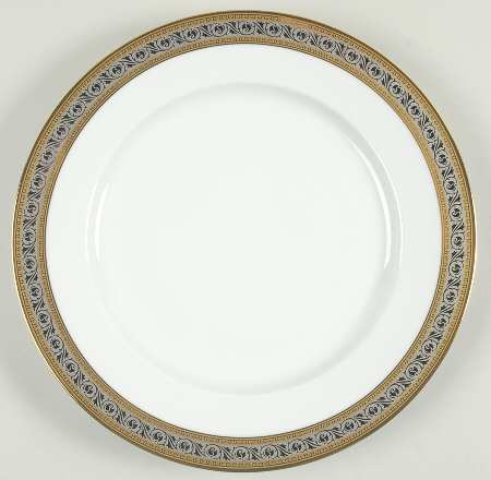 Duchess (White Background) Dinner Plate