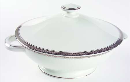 Duchess (No #, Rim Shape) Round Covered Vegetable