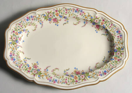 Eleanor Cream 13" Oval Serving Platter
