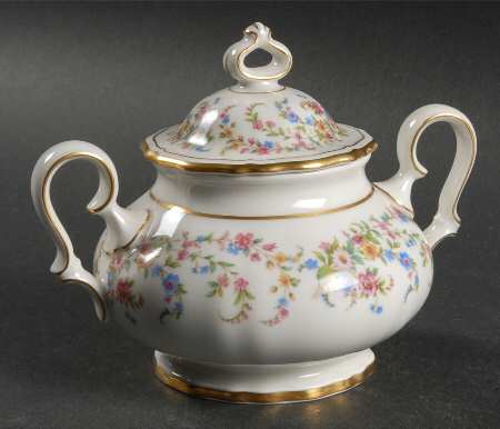 Eleanor White Sugar Bowl & Lid