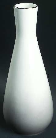 Elegance (Platinum Trim) 9" Vase