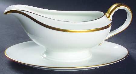 Elegante Gravy Boat with Attached Underplate