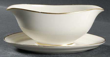 Elegance Gravy Boat with Attached Underplate