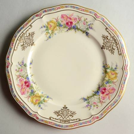 Evelyn Luncheon Plate